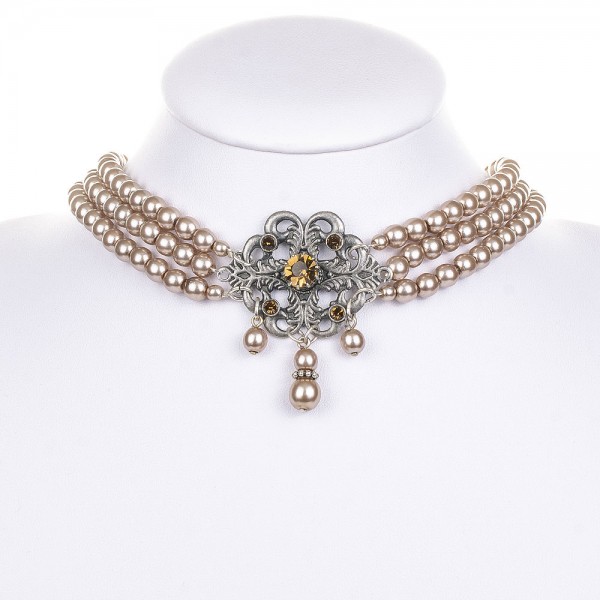 Kropfband, 3-Perlenketten mit Ornament