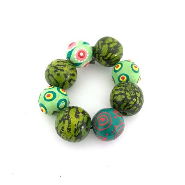 Armreif mit farbige Kugeln